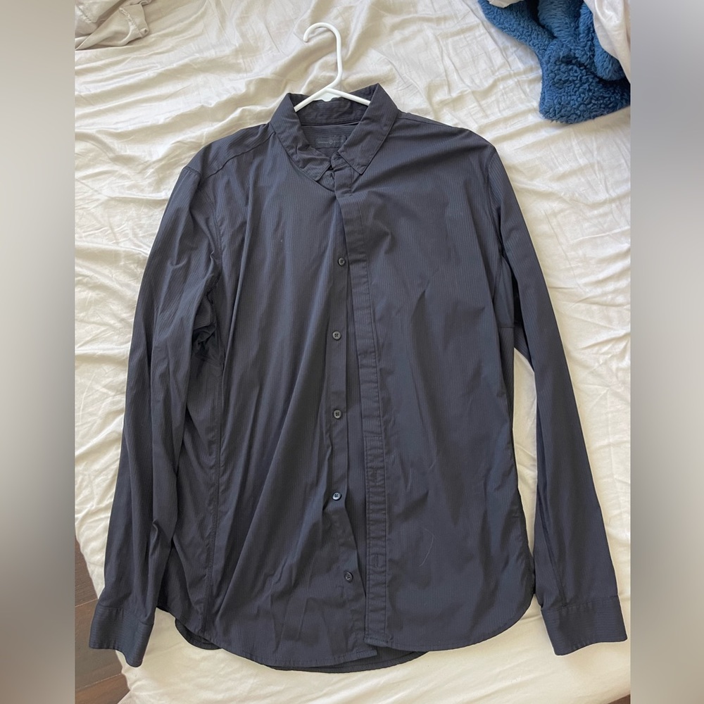 Lululemon button up size Large
